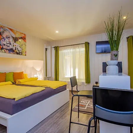 Apartment Urania *