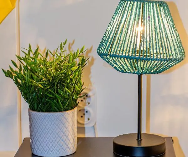 Urania アパート *